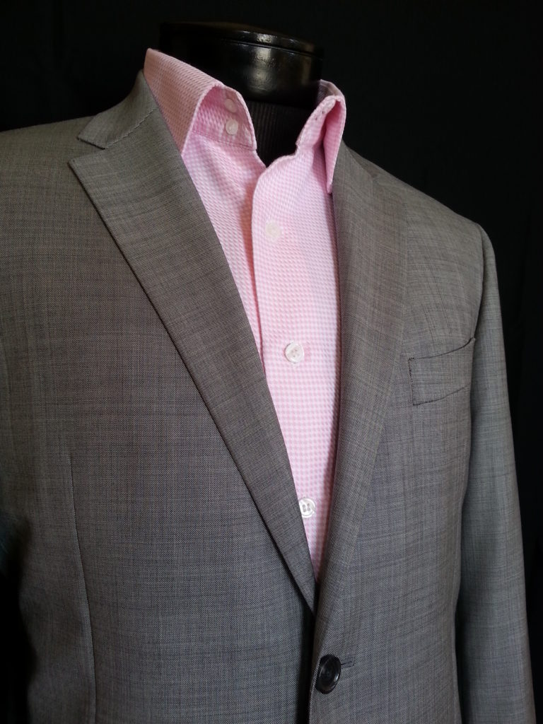 An example of a notched lapel suit