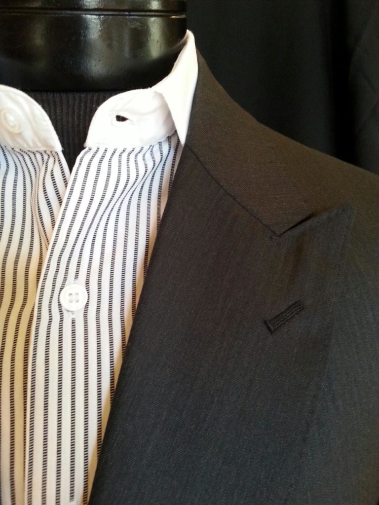 vertical-stripe-shirt